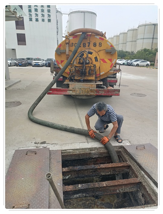 西市隔油池清掏