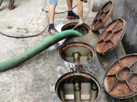 西市哪里有高压清洗管道，化粪池清理及抽粪车