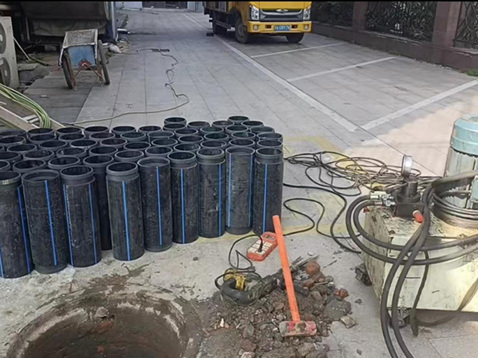 西市PE置换管厂家 DN315置换管 非开挖管短管置换